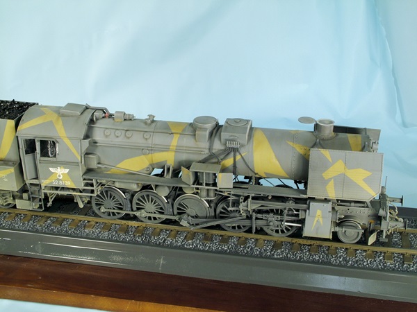 FSDCS0825_06